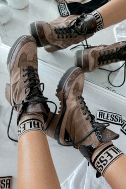 Don't Be Shy Alessa Socks Medium Length - Nude