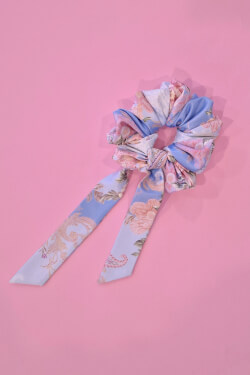 A Touch of Romance Scrunchie-Bow - Vista Blue