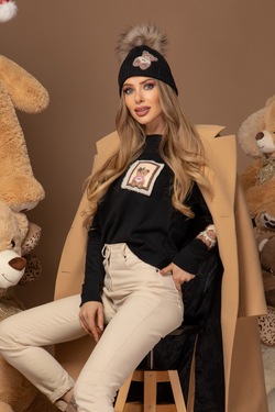 Alessa Bear Knitted Hat With Natural Fur - Black