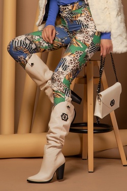 Alessa Rococo Boots - Ecru