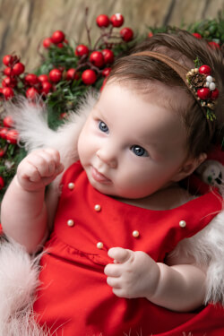 Alessa mini Red dress with white feathers