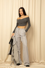 : title - Image: number