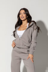 : title - Image: number