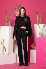 : title - Image: number